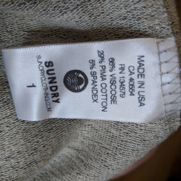 Closet clear out price 1 day only! Sundry Dream Big Hoodie - Picture 7 of 8